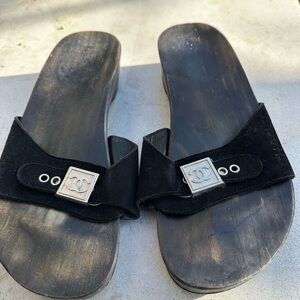 CHANEL Black Sandals wooden with Silver Accents size 39